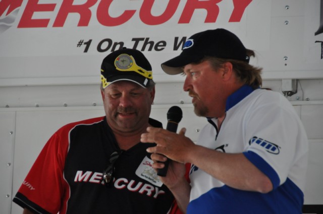 9069C671-502A-4A20-8DE8-FAE5DE16B53C