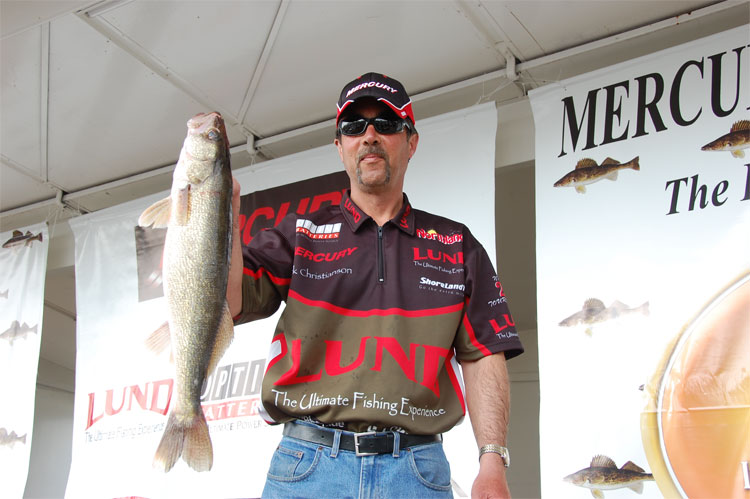 906A57CD-2F39-48DB-88A5-3084B4983A16