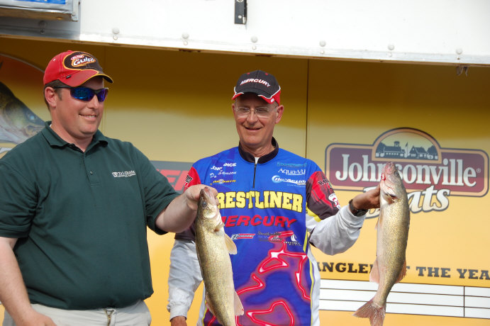 90774A13-12FD-4E41-90FE-D1B99B10AAA7