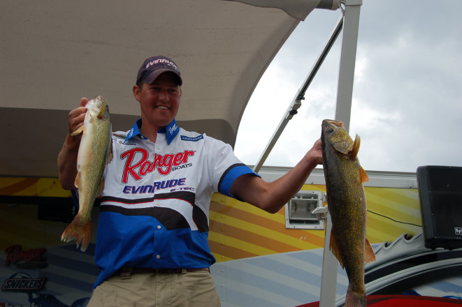 909F479A-FC09-4DFF-9E30-351B3060529D