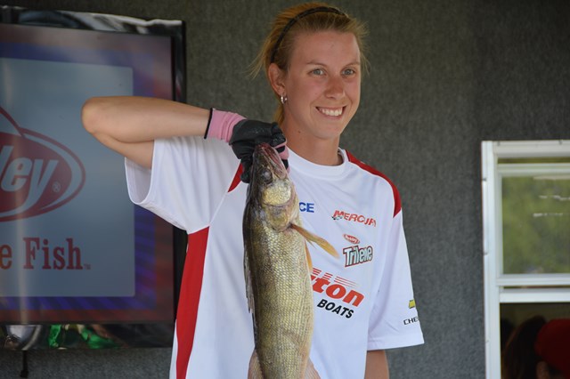 90B6F7EC-3A8F-49DD-A4CA-9A9B8794BBB6