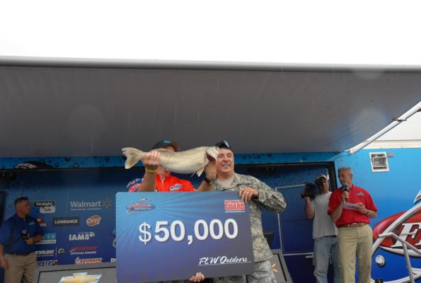 90CFDBD4-551C-4D08-800E-CB17619AD347