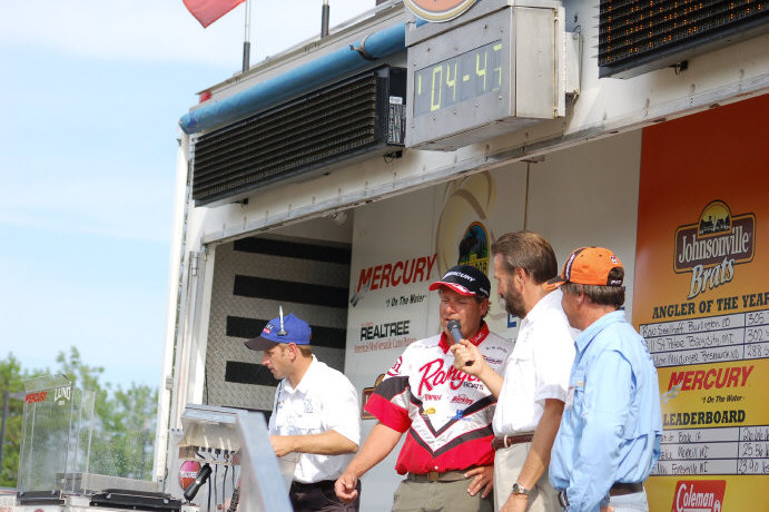 90D2AE6D-0F19-4785-9B4C-6EF2719D0BBC