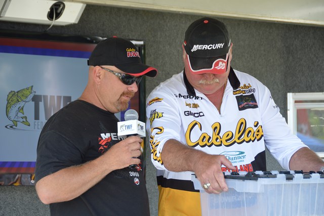 90E687C1-A6BB-4520-AC6F-5387E160E066