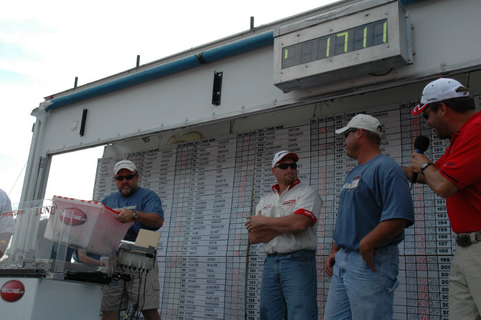 90F0BFD5-F682-46C5-A3EE-0DD919B9088F