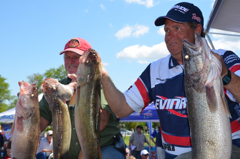 90FA3E2F-FAAE-4E4D-88F5-D5E84AFE101A