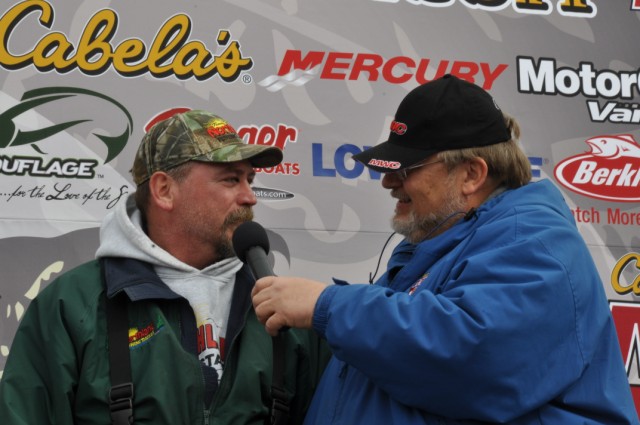 9100D639-4994-4161-8AA8-EA0A7A3F2BEC