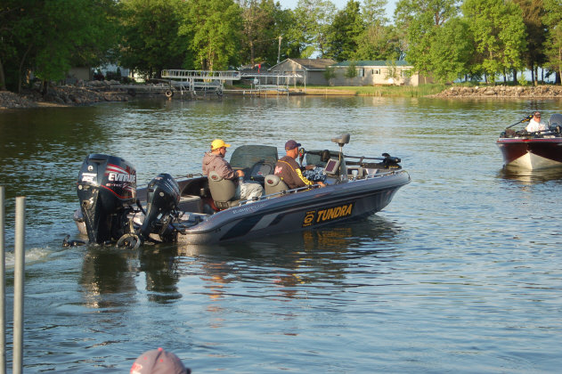 91314F6E-6175-46CE-B883-CF39DBF435EF