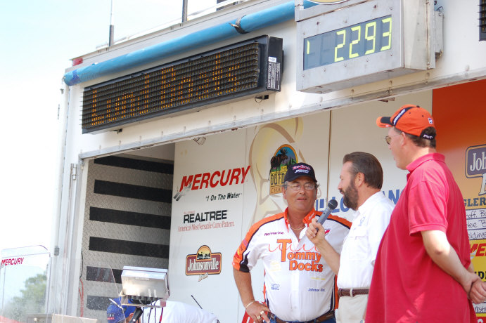 91CAC794-21C0-4E8C-B4D4-B3ECCF6B36D7