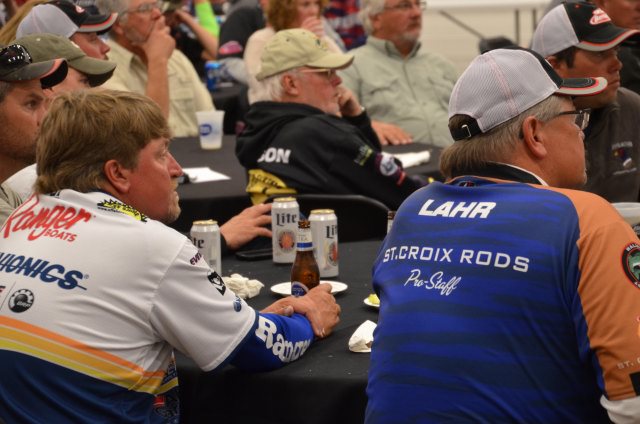 920546DB-C87B-40CD-AFAA-E6B6D65E3425