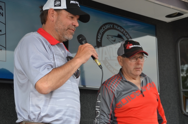 92136B7C-6530-4700-BC72-22AAC20EAC86