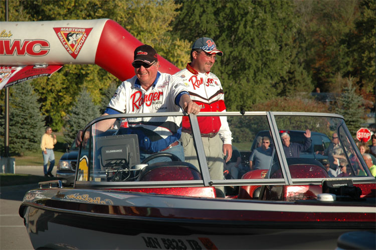 92238E63-DE6D-4825-8604-AE14B036EDD9