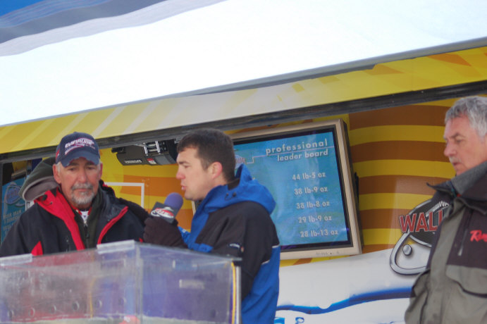 923AD140-E949-4374-915F-4449127F9740