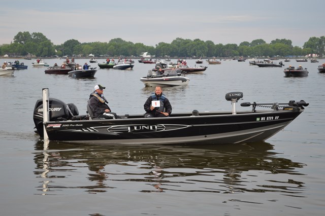 923F055B-EE63-4D6A-84E6-48BD134D8F2B