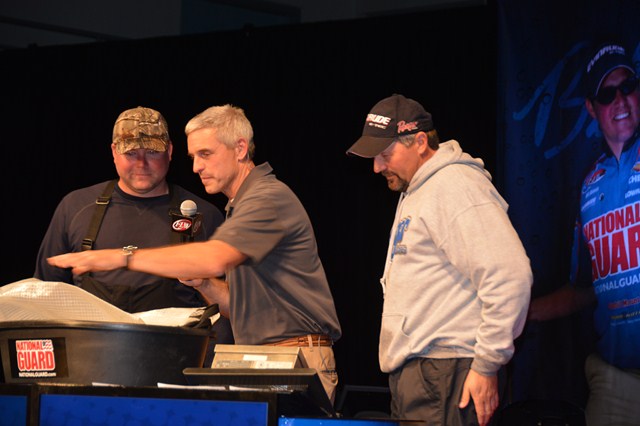 92529180-0269-4505-9C82-46D9A5650856