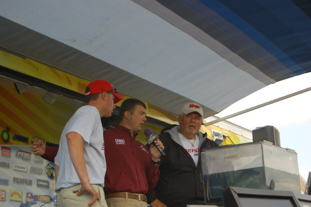 9256FE07-0B0B-487E-91C6-9A681B0836F6