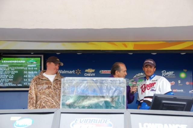 92C87849-A5AC-49EE-BFC3-DB83FA741B59