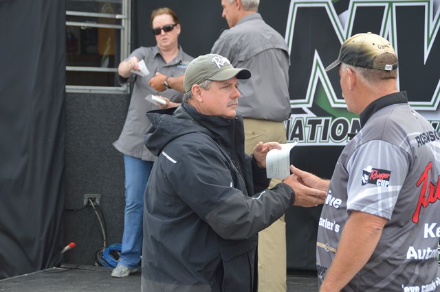 92DF273B-000D-4997-9D4C-A3FB8B91E6F7