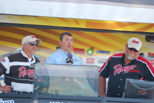 92E586FE-1DFD-4A5F-BC3F-D620DC19C426