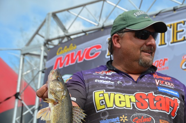 92FDDB1E-5DE6-4737-8D56-EEB1D1A96940