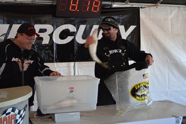 93A8EFDF-F855-468E-BB0E-92F3D2CB917B