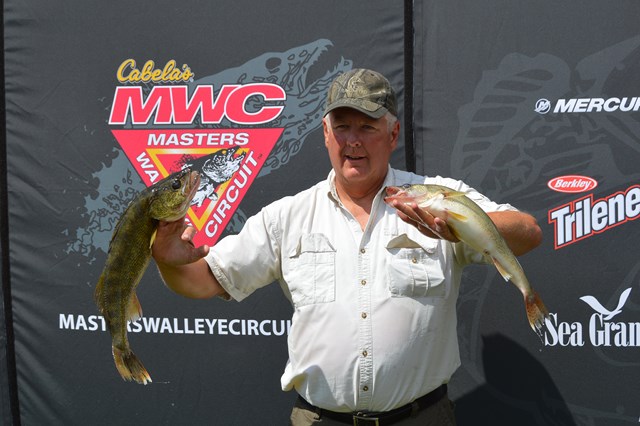 93AAD87F-EDED-48C7-93A2-4E4B790366BD