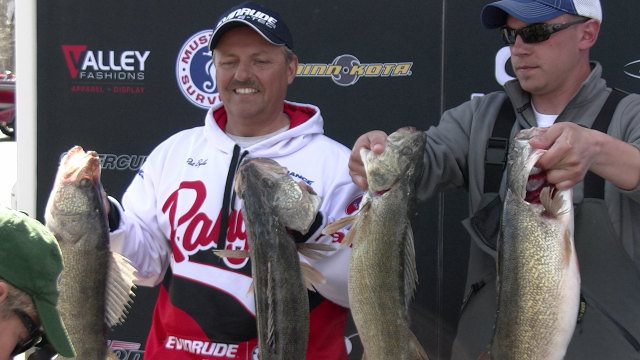 93B5B8E2-44F6-49A8-B061-49B55D19684A