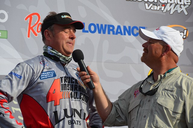 93DE8CFB-39C8-480F-B922-93C8FF323635