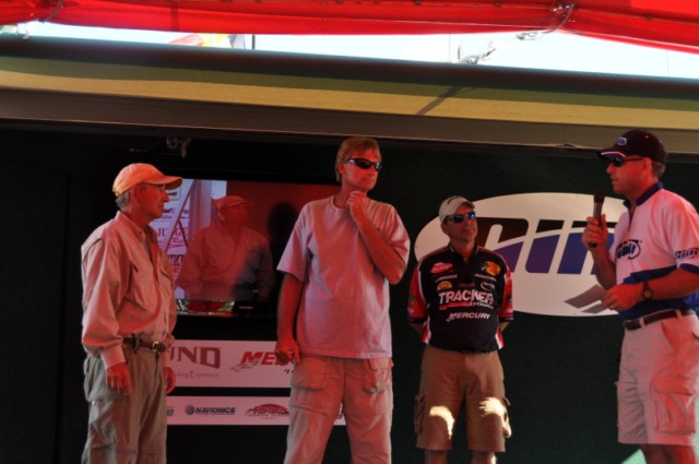 93DED321-07CA-4373-B966-DF34ECAF1BA7