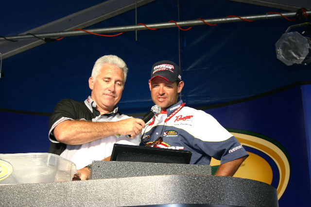 93DFF9A2-3209-4697-927F-1254B6CB4266