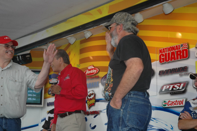 93E6F622-D318-4E00-BFE0-CF8A74D7A857