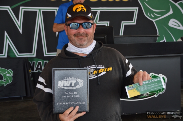 940C446A-0638-4684-86F9-FE709FCE0839