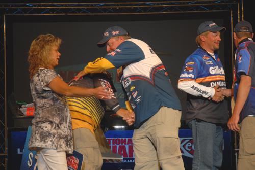 942D955B-89E0-4EFD-B366-56419119082D