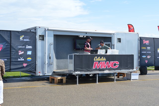 9437BC4A-B461-47C4-9462-FD8E989DF895