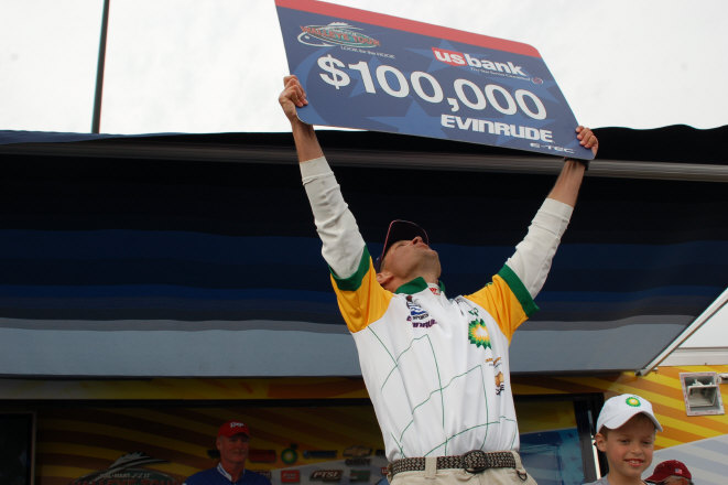 9468A9DE-D938-42FF-B998-4FFE5AEE595F