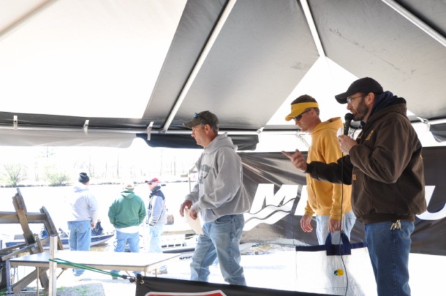 9482533F-3226-48BA-9C17-0242808C03FF