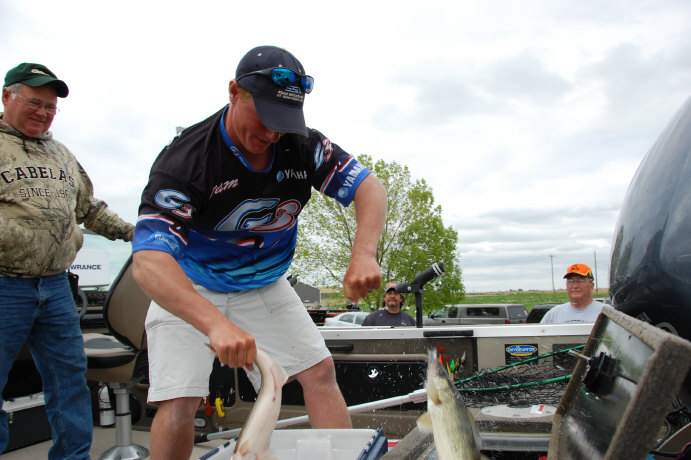 94E75E35-9CA6-44B2-BE3E-3829F4EEA01D