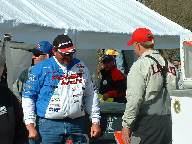 94EA7735-A3B0-4E6A-B7F5-88D8F27501C6