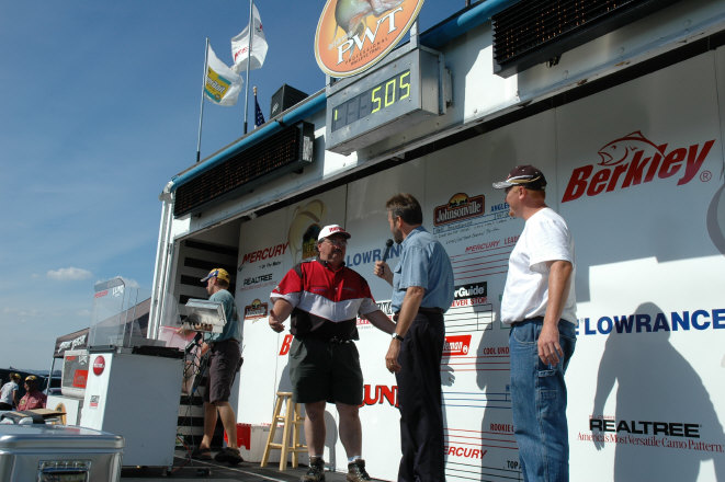 94F6089E-E9E1-45FA-9E1F-DF30867DCA98