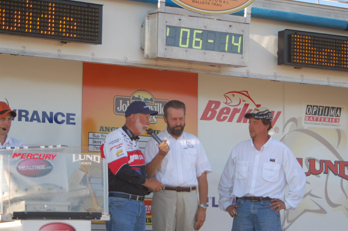 954693AD-4F08-43BF-875A-09098138C0CD