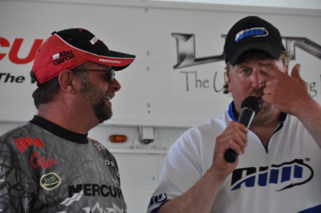 957BD7EF-A73F-404D-9D5C-04E149C7D821