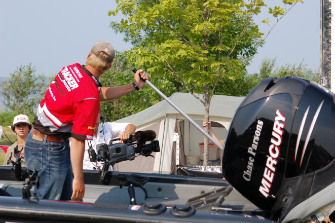 9582D18A-F220-428C-B428-C0F475A2554E