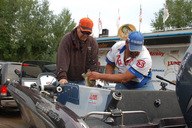 95AB0E38-4E59-4F9B-9BA4-1080D2EA4ABD