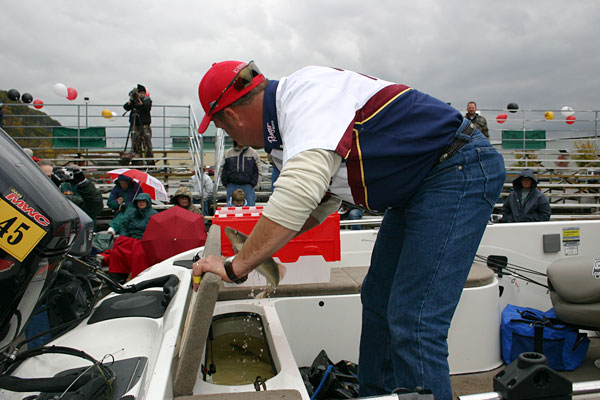 95B6B9AC-3EEE-40EA-89D1-266C34270327