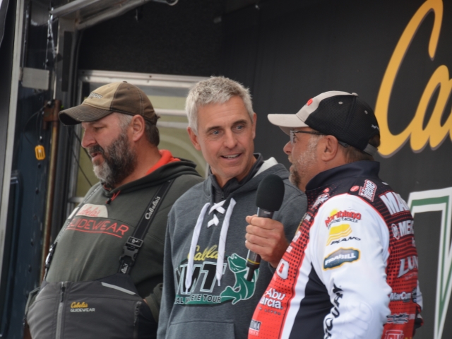 95DC9BE9-E13E-4D78-B5AF-A4A321AAC106