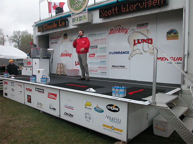 95E33A09-866C-4AE8-84A7-F704A1B24A6E