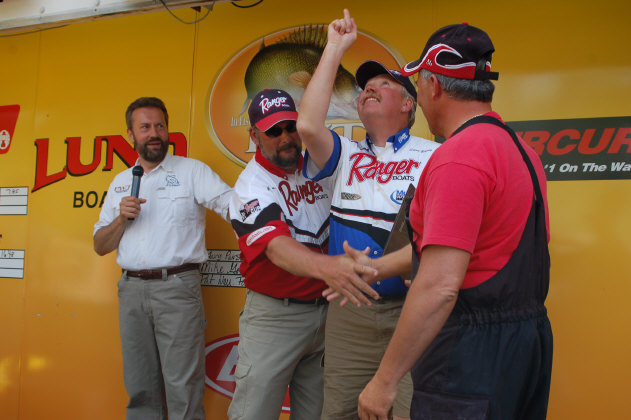 9600C754-3C7D-4731-9FE7-4EB0B3A50600