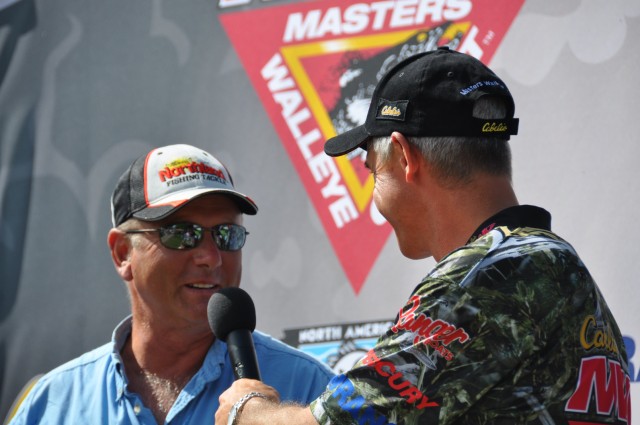 964CA758-1480-4FD2-ACF1-79C5BD42849E