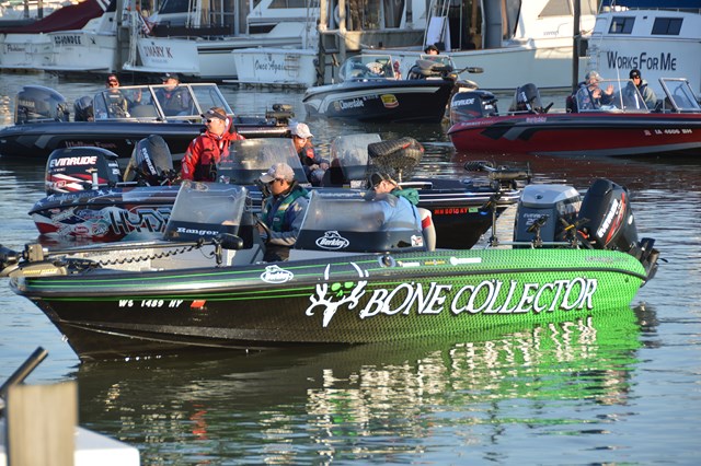 9689C6D2-5C9B-4B6D-B51B-8D28302A1500