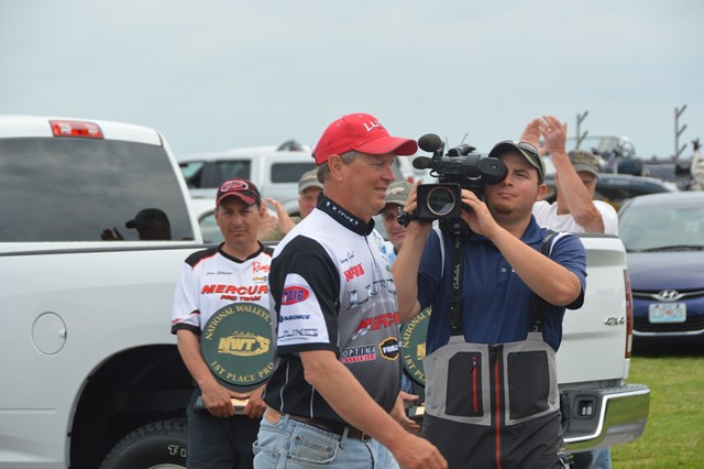 96A6E18F-B2B6-4198-98BF-6B14B85F4A66